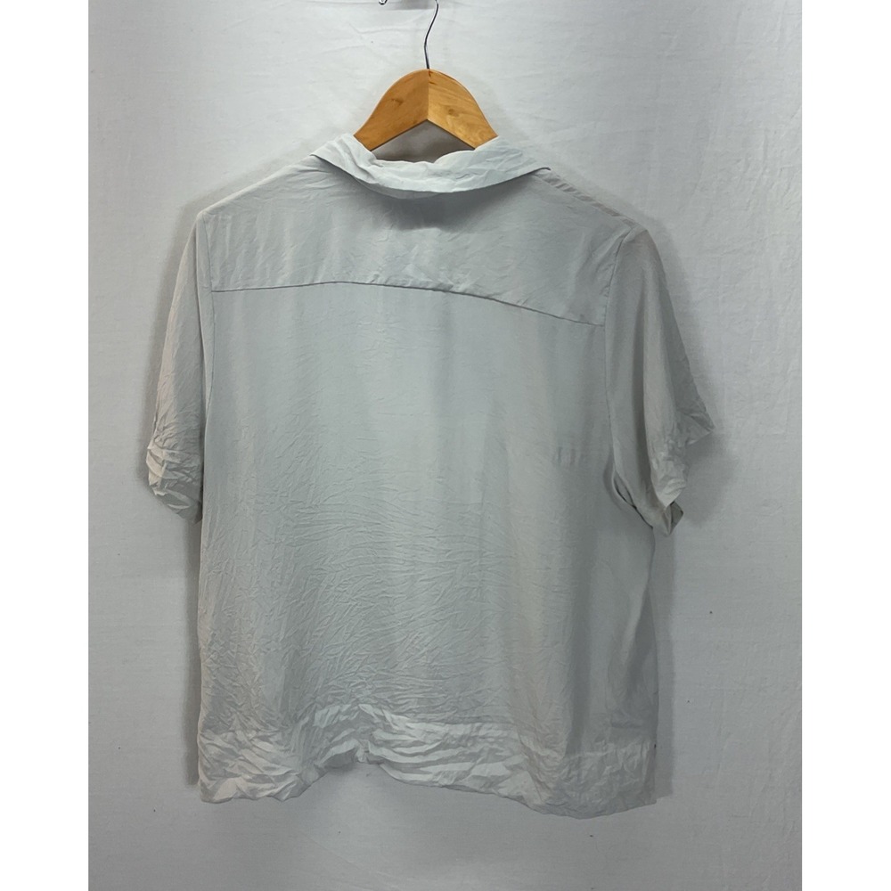 Everlane Button Up Collared Shirt in Light Gray 100% Silk Women Size 12 Office - Picture 2 of 7